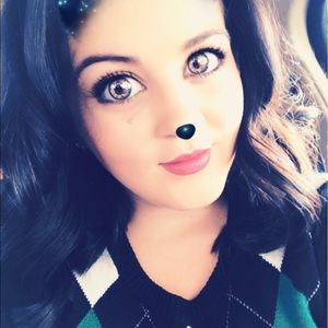 Meet your Posher, Sandy