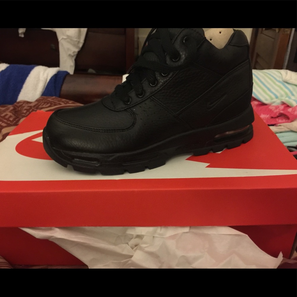 Nike boots