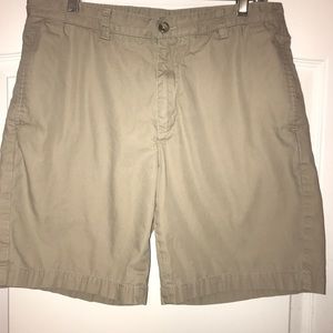 Vineyard Vines shorts