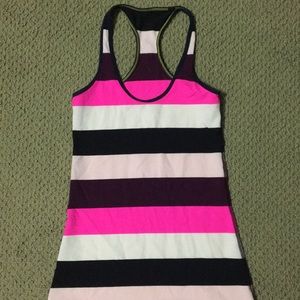 Lululemon workout tank 🌸