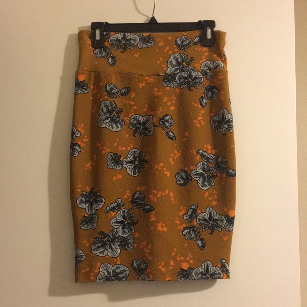 Lularoe XS Cassie skirt