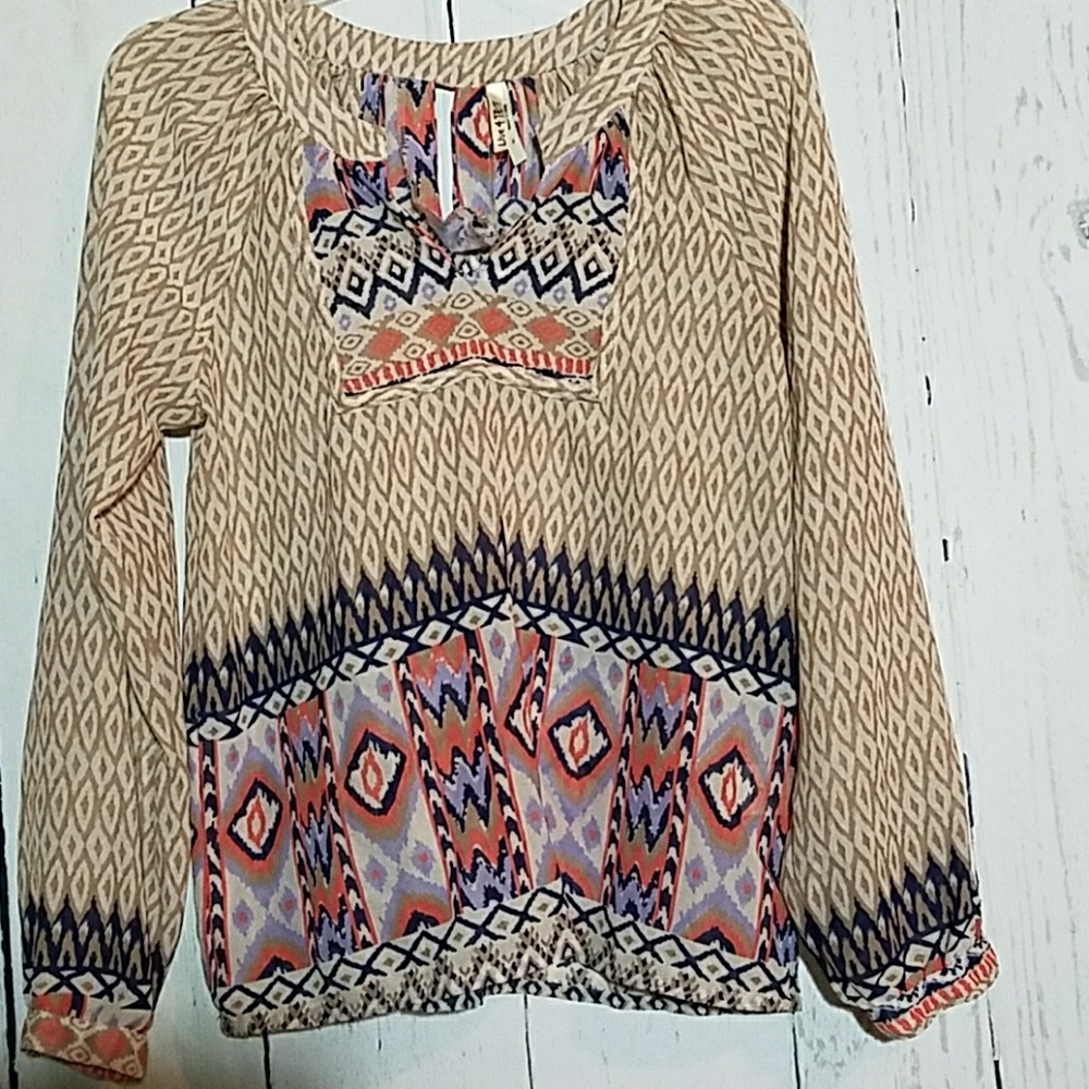 Live 4 Truth Top