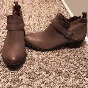 Brown ankle boots