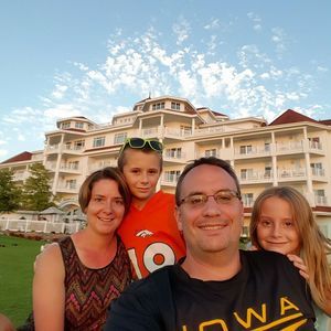 Meet your Posher, Amy