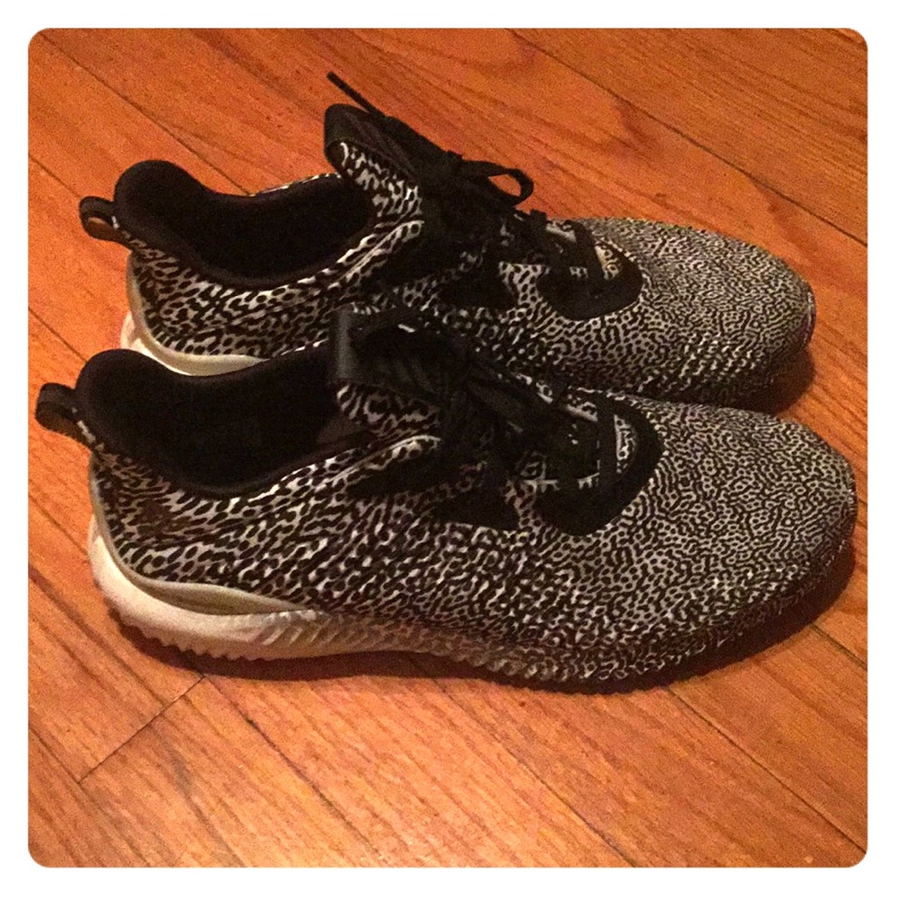 Adidas alphabounce