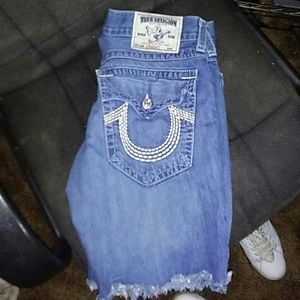 True Religion Cut off Jeans