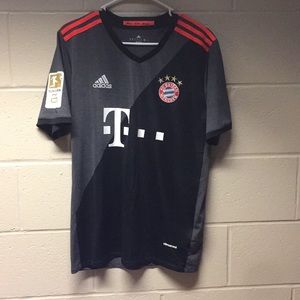 Bayern Lewandowski Jersey
