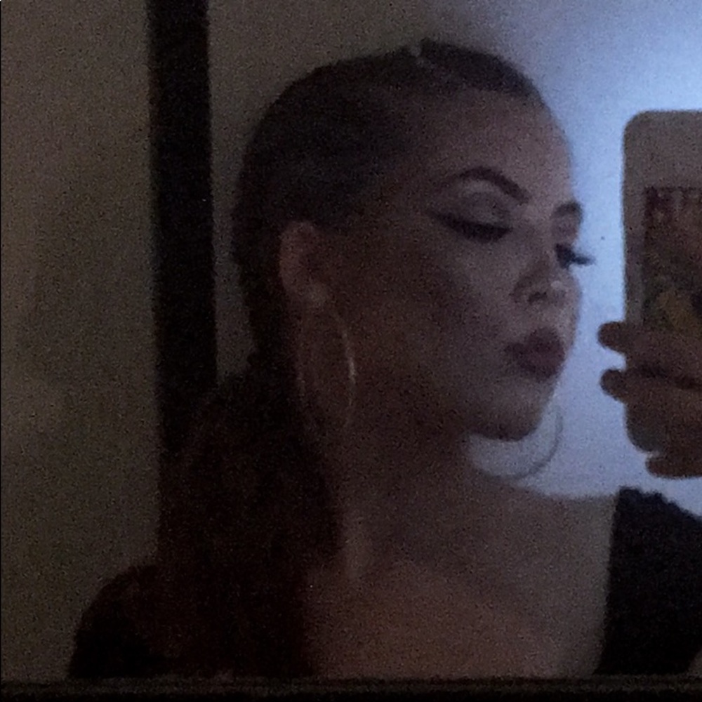 Meet your Posher, Teresa