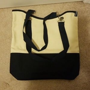Canvas crew carry all with optional rope strap