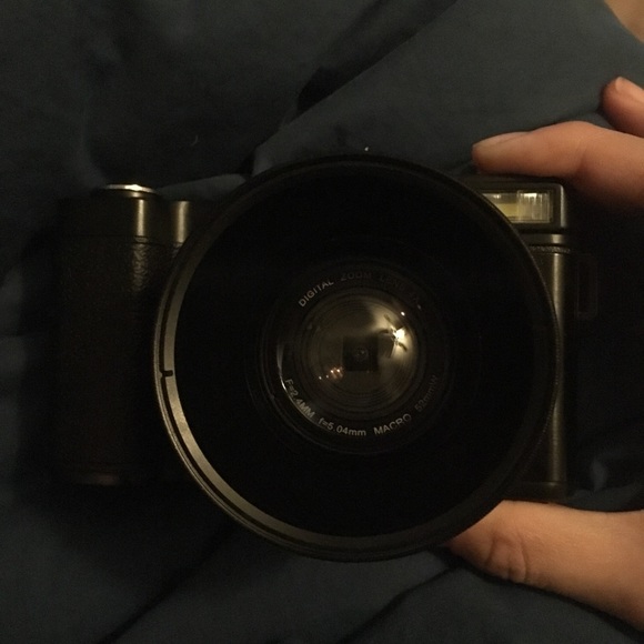 Brand new camera! Digital Camera - Picture 3 of 7