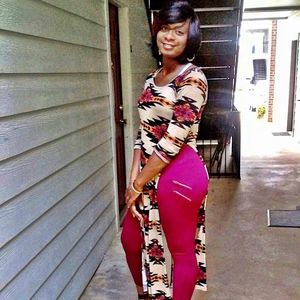 Meet your Posher, Ariel