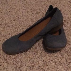 Blue low wedge/flats