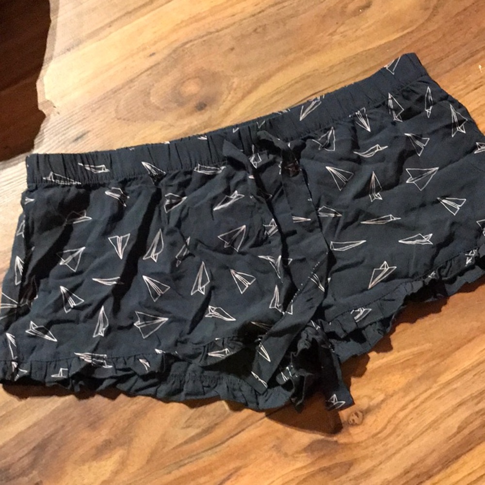 FOREVER 21 BLACK AIRPLANE PATTERN PAJAMA SHORTS