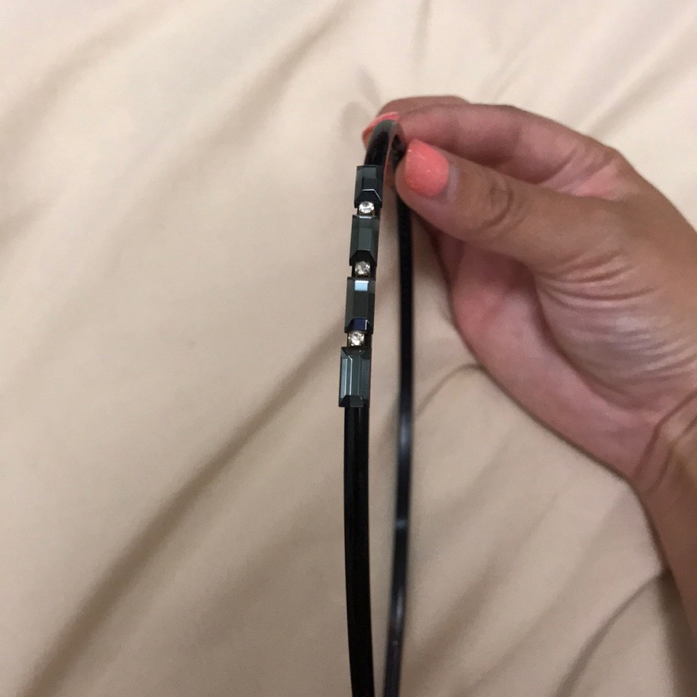 Plastic headband with gems