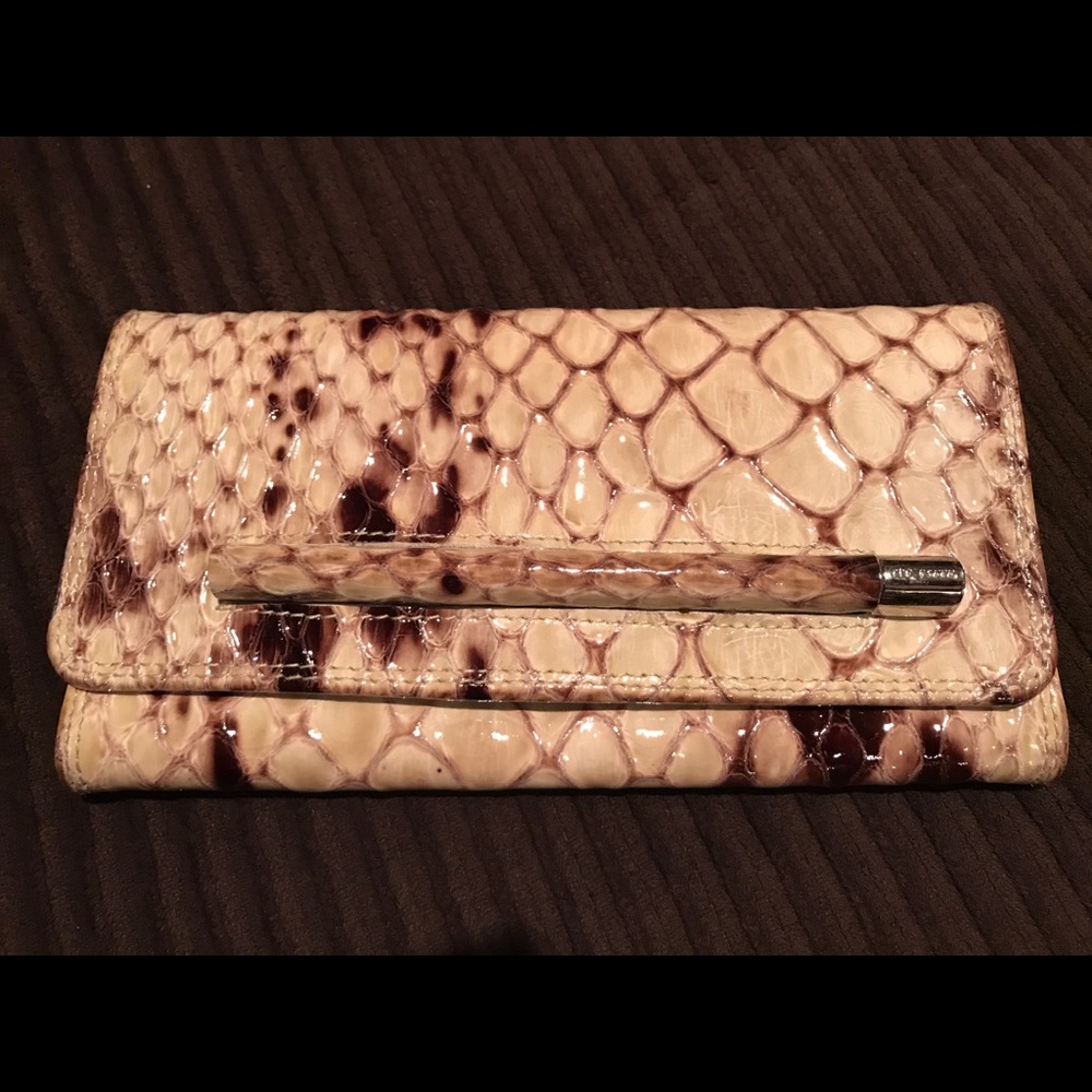 Must have wallet