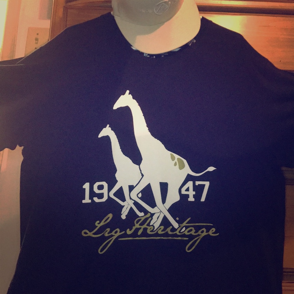 LRG t-shirt Navy white writing