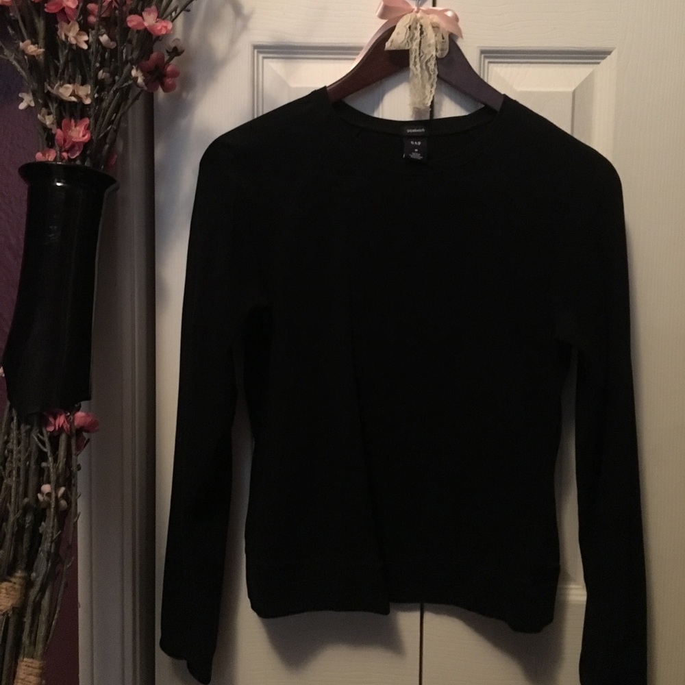 Gap: stretch black long sleeve shirt