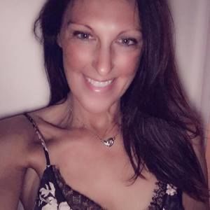 Meet your Posher, Hilary