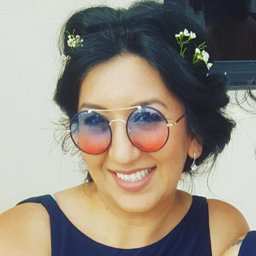 Meet your Posher, Perla