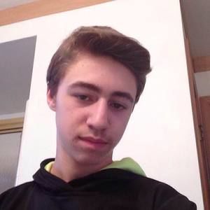 Meet your Posher, Zachary