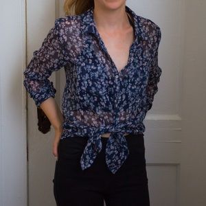 ❌DONATED❌ Navy Floral Button Up Blouse