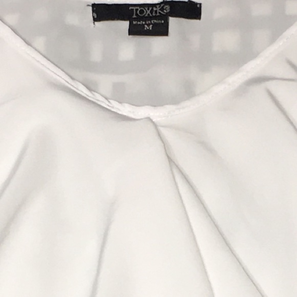 White Ruffled Top - Picture 3 of 3