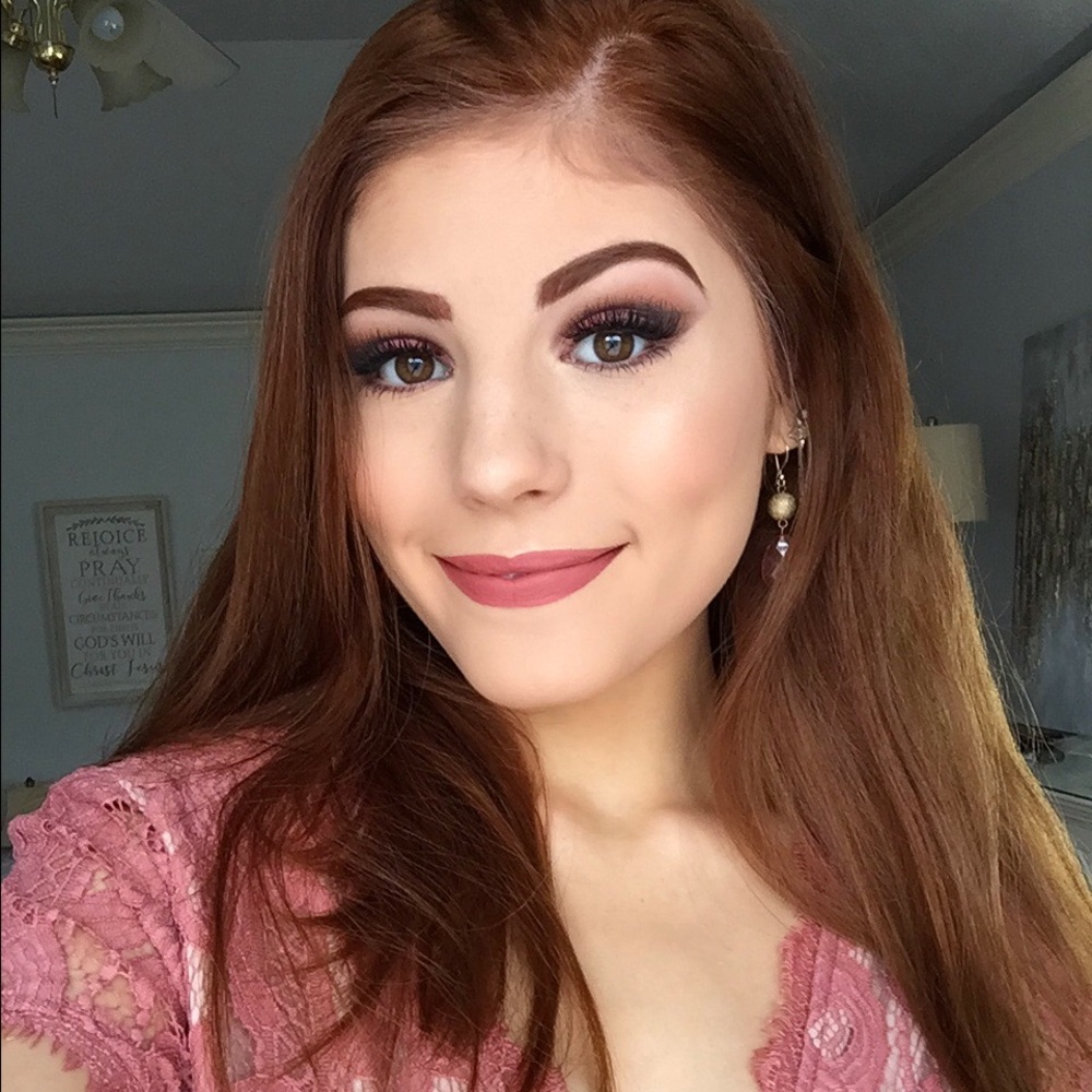 Meet your Posher, Brianna