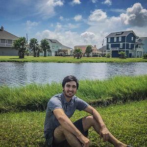 Meet your Posher, Nury