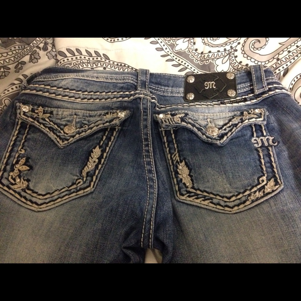 Miss Me Woman's Capris
