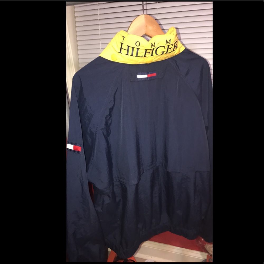 🔥SOLD🔥Vintage Tommy Hilfiger jacket