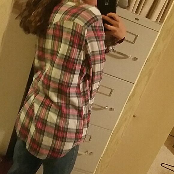 Red White and Blue Button Up Fannel - Picture 3 of 6