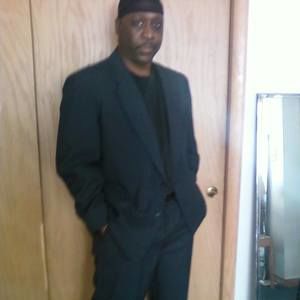 Meet your Posher, Lawrence