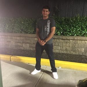 Meet your Posher, Cris