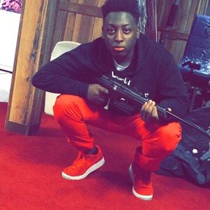 Meet your Posher, Tyron