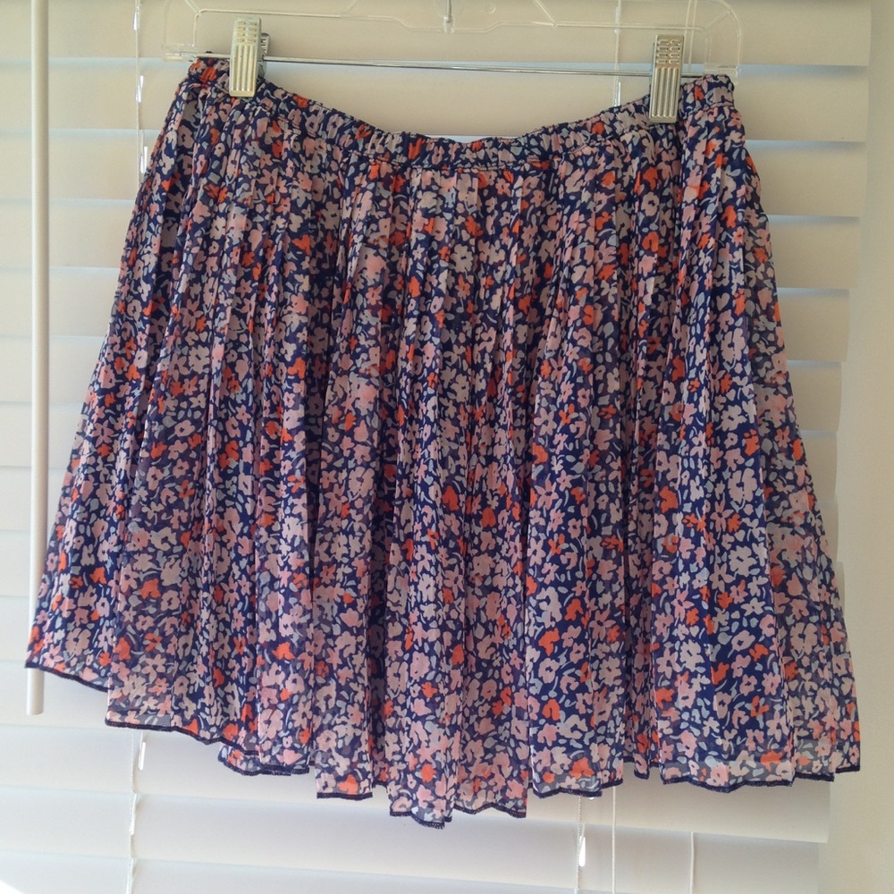 BCBG Floral skirt