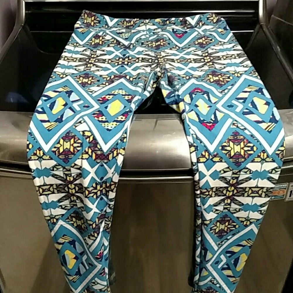 TC Lularoe leggings