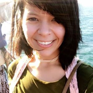 Meet your Posher, Roxanna