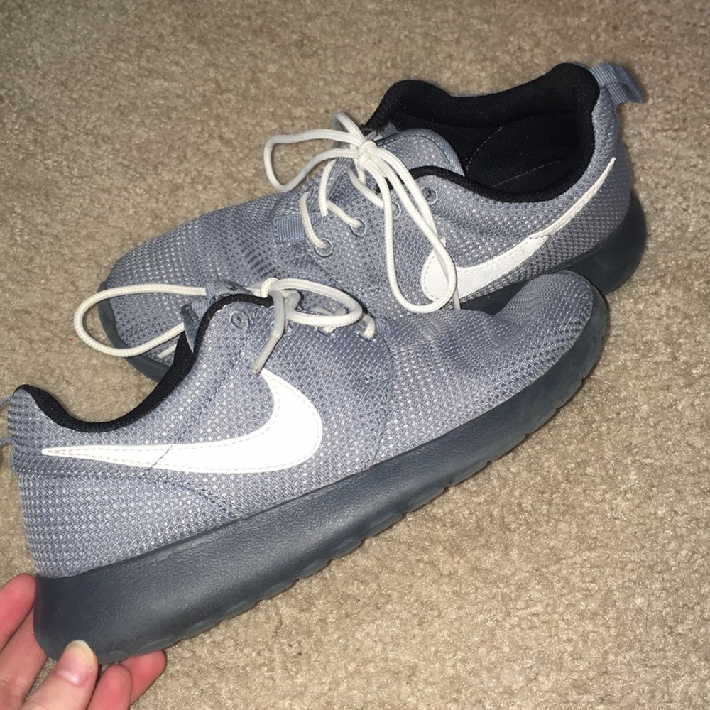 Nike Roshes! blue/grey GREAT CONDITION