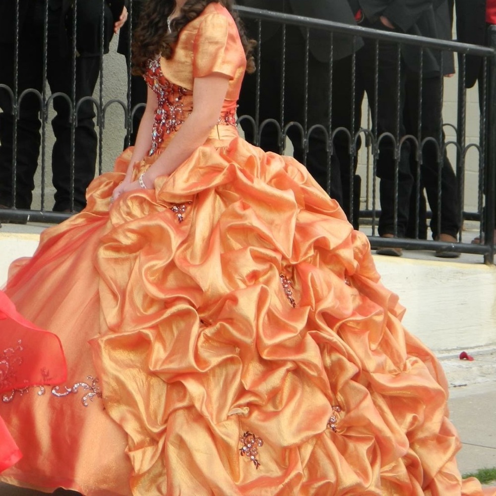 Xv dress