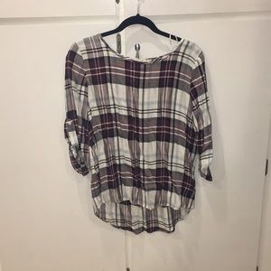 Plaid cropped sleeve shirt