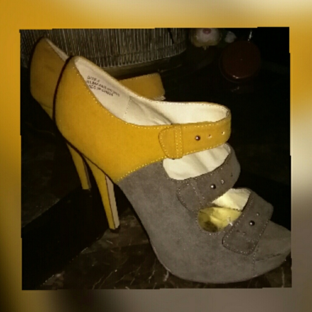 Ladies faux open toe heelz