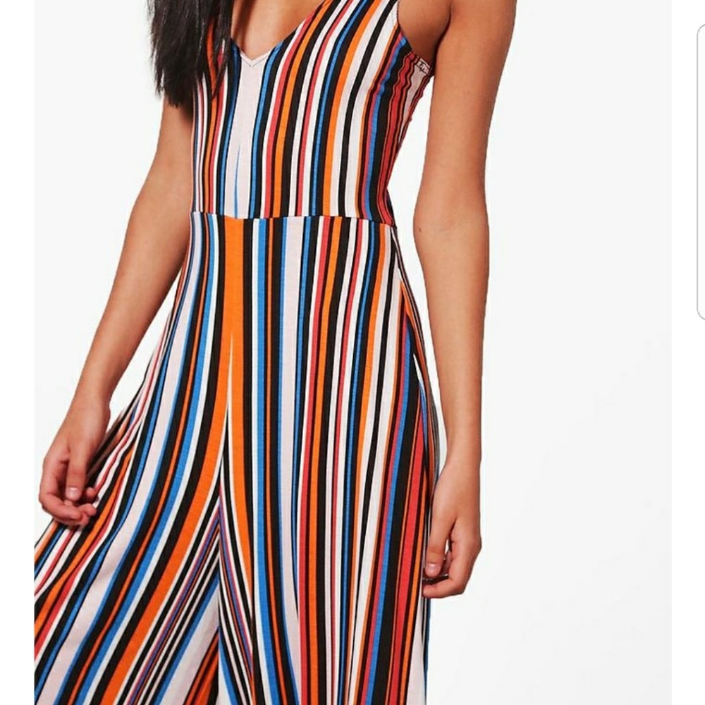 MAKE HALF PRICE OFFER Boohoo Striped Jumpsuit - Picture 4 of 4