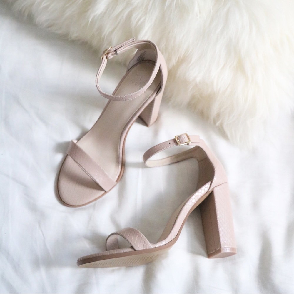 Alex + Alex Heeled Sandals NWOT