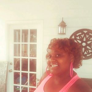 Meet your Posher, Tuesday