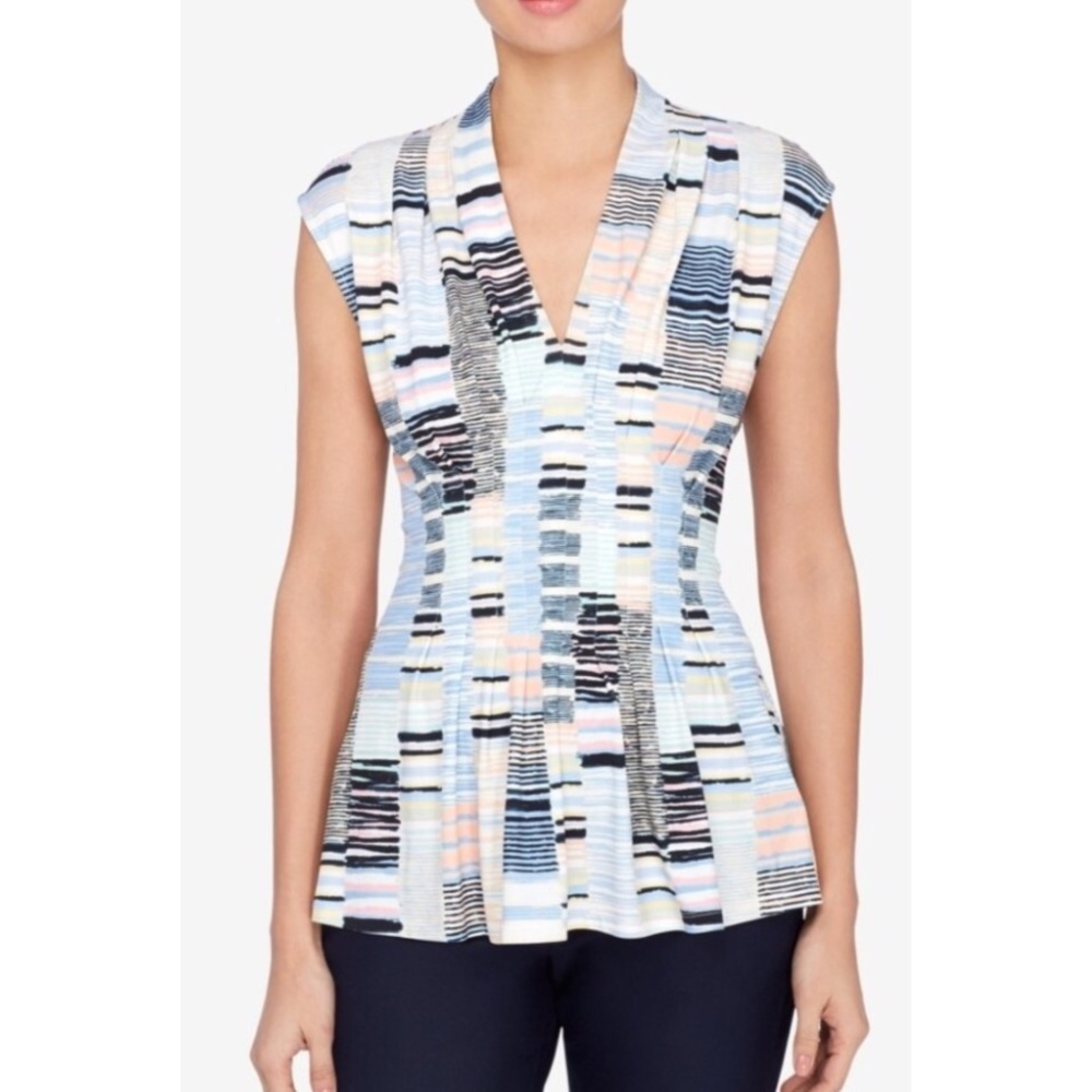 Classy Catherine Malandrino peplum top XS