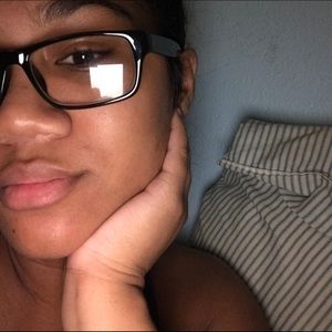 Meet your Posher, Jasmine