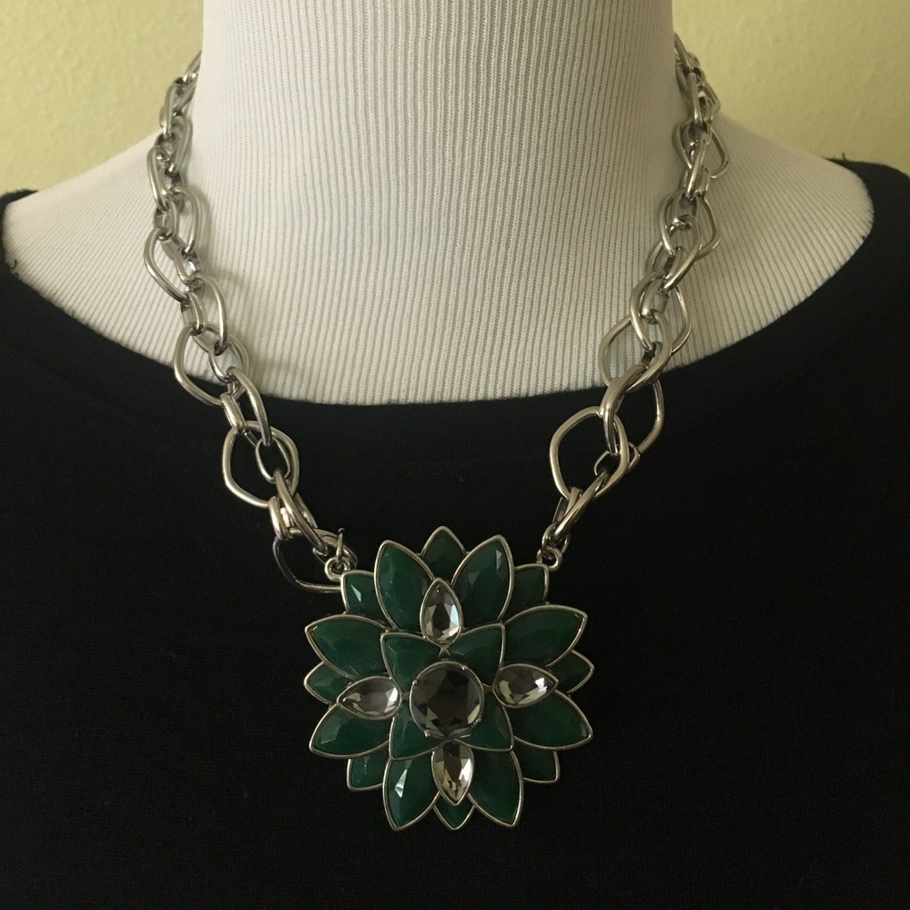 Lia Sophia necklace