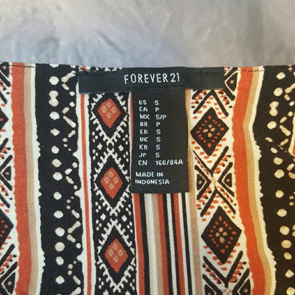 Cropped Pattern Tank Top - Picture 4 of 4