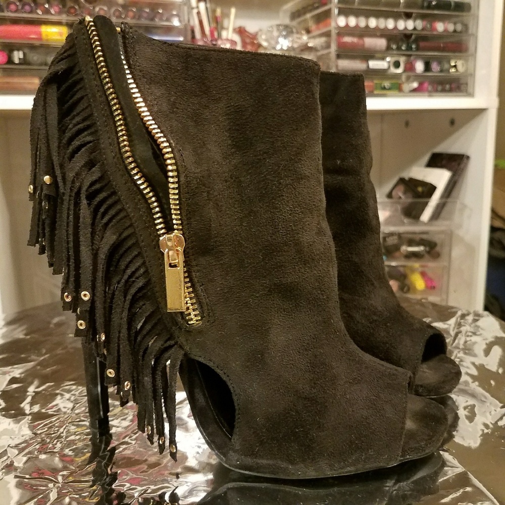 Black Suede Fringe Heels w/ Gold Accents 7.5