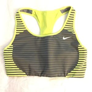 NIKE Pro Sports Bra - Size M